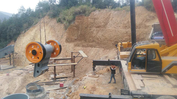 （老客戶）雙金圓錐破碎機遍地開花--福建三明250噸（150方）每小時砂巖石料生