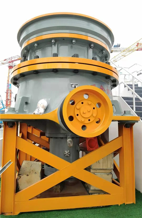 旋回破碎機(jī)