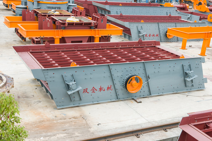 雙金機(jī)械圓振動篩