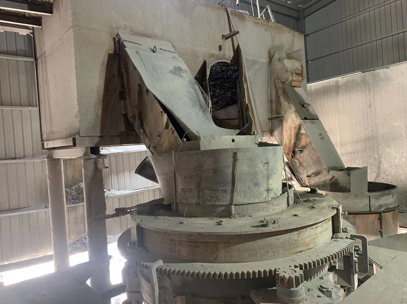 雙金機(jī)械SKD1500多缸圓錐破碎機(jī)