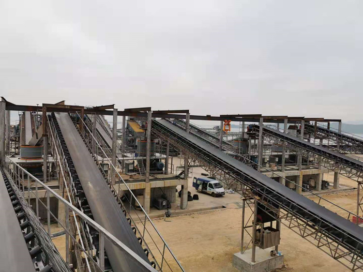 雙金機械客戶石料生產(chǎn)線現(xiàn)場