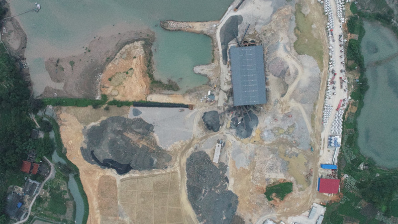 玄武巖生產(chǎn)線現(xiàn)場實(shí)拍圖二