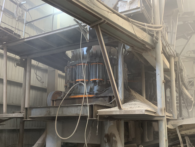 雙金1650彈簧圓錐機(jī)使用現(xiàn)場