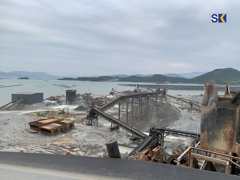 雙金機(jī)械石料生產(chǎn)線客戶現(xiàn)場