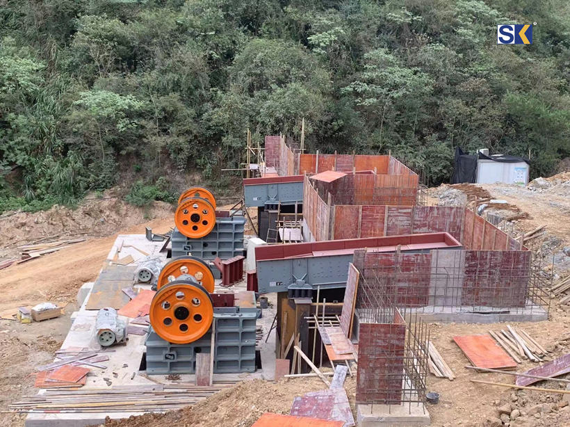 顎式破碎機(jī)