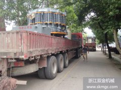 兩臺(tái)SJ1650圓錐式破碎機(jī)于2014.8.2