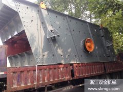 一臺SJ3YA2460圓振動篩于2014.9.5發(fā)往