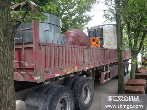 浙江雙金圓錐破碎機(jī) 浙江雙金圓錐破碎機(jī)