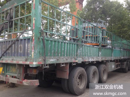 浙江雙金機(jī)械圓錐破碎機(jī)機(jī) 浙江雙金機(jī)械圓錐破碎機(jī)