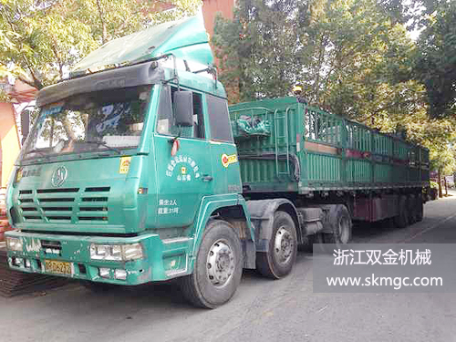 浙江雙金機(jī)械圓錐破碎機(jī)