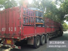 兩臺SJ1650圓錐破碎機(jī)于2014.10.12發(fā)