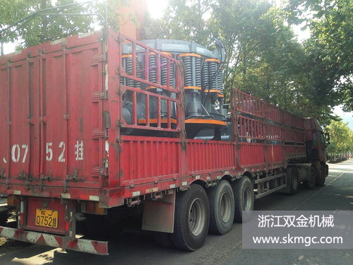 浙江雙金機(jī)械圓錐機(jī)