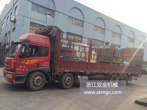 浙江雙金機(jī)械圓錐式破碎機(jī)