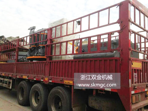 浙江雙金機(jī)械圓錐破碎機(jī)