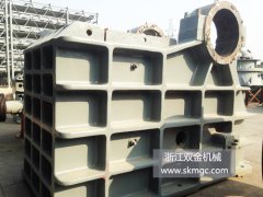 一臺SJ9012鄂破,一臺SJ1400圓錐機發(fā)