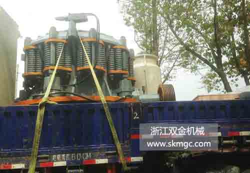 浙江雙金機(jī)械圓錐式破碎機(jī)
