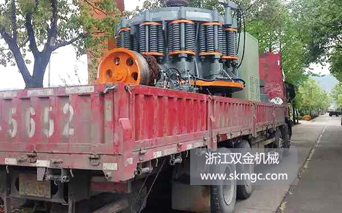 浙江雙金機(jī)械圓錐式破碎機(jī)