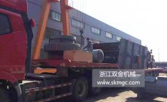 兩臺SJ1000圓錐制砂機，一臺SJ3YA