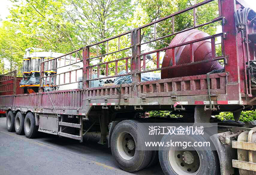 雙金機械圓錐式破碎機