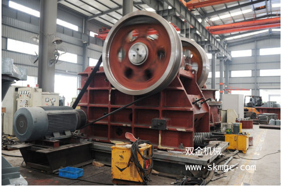 雙金鄂式破碎機(jī)