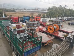 雙金機(jī)械成套生產(chǎn)線設(shè)備順利出口烏干達(dá)、南非