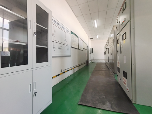 高低壓配電室建設(shè)完成