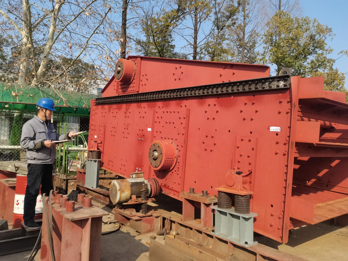 喜訊！公司SJ.3.Y.Z.24.60水平直線振動篩試機(jī)成功